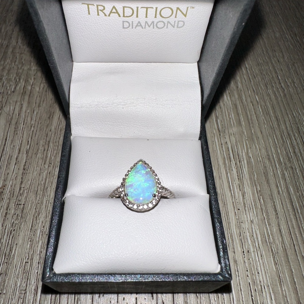 Opal ring